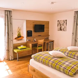 Hotel Am Wiesenhang - Garni 3 Sterne Superior Bad Kohlgrub